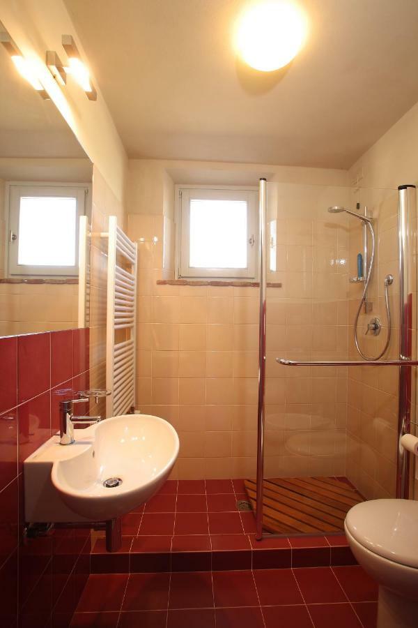Agriturismo Podere La Casa Palaia Kültér fotó